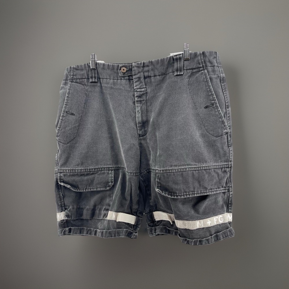 Marithe Girbaud Cargo Shorts Gray Strap Logo Y2K Streetwear Size 42‎
